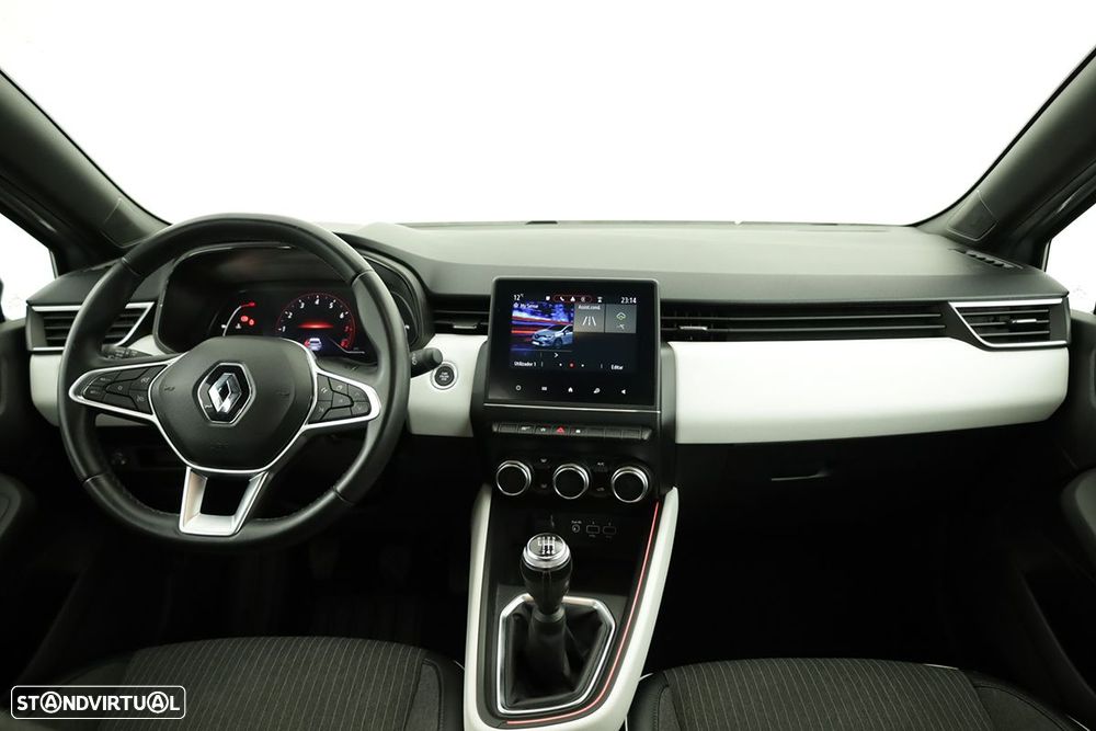 Renault Clio 1.0 TCe Techno Bi-Fuel - 8