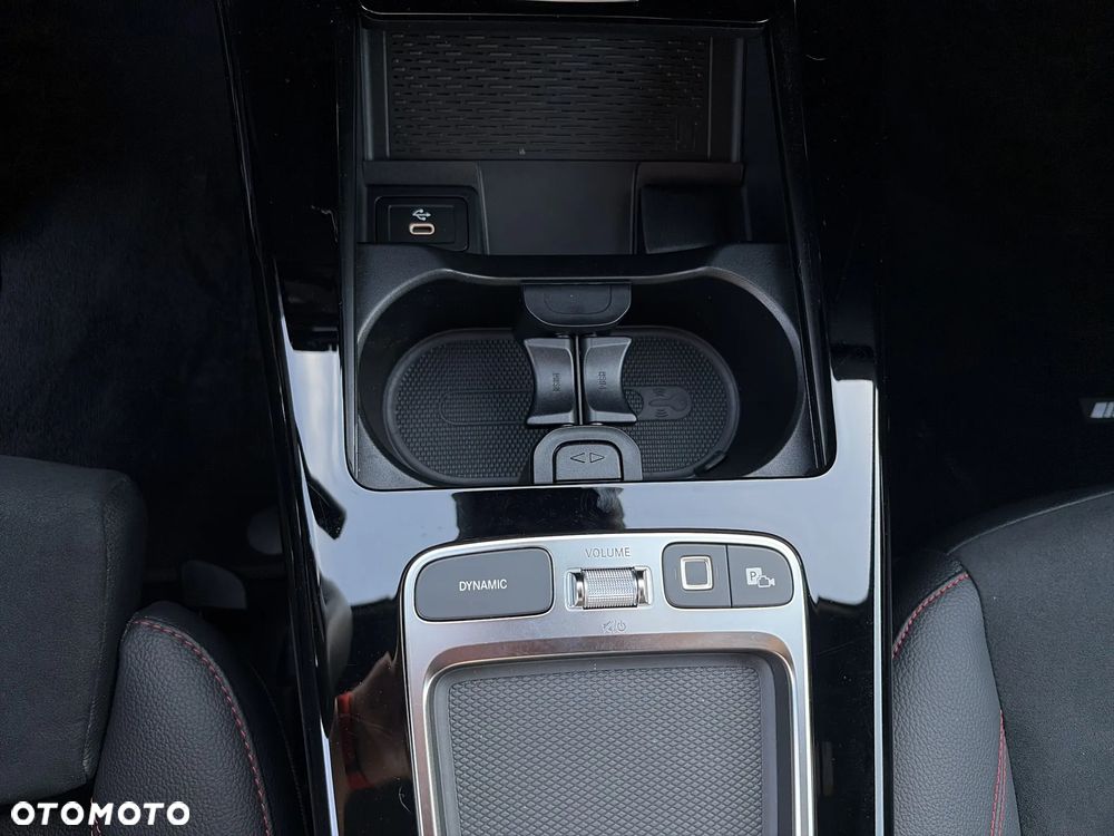 Mercedes-Benz Klasa A 200 AMG Line 7G-DCT - 21