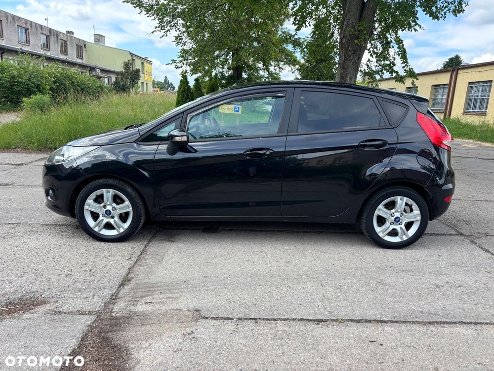 Ford Fiesta 1.25 Champions Edition - 4