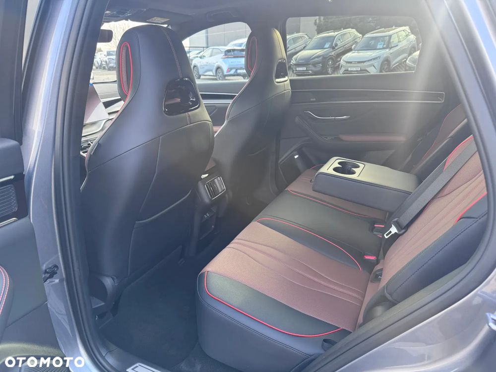 BYD Seal U 1.5T Design AWD - 11