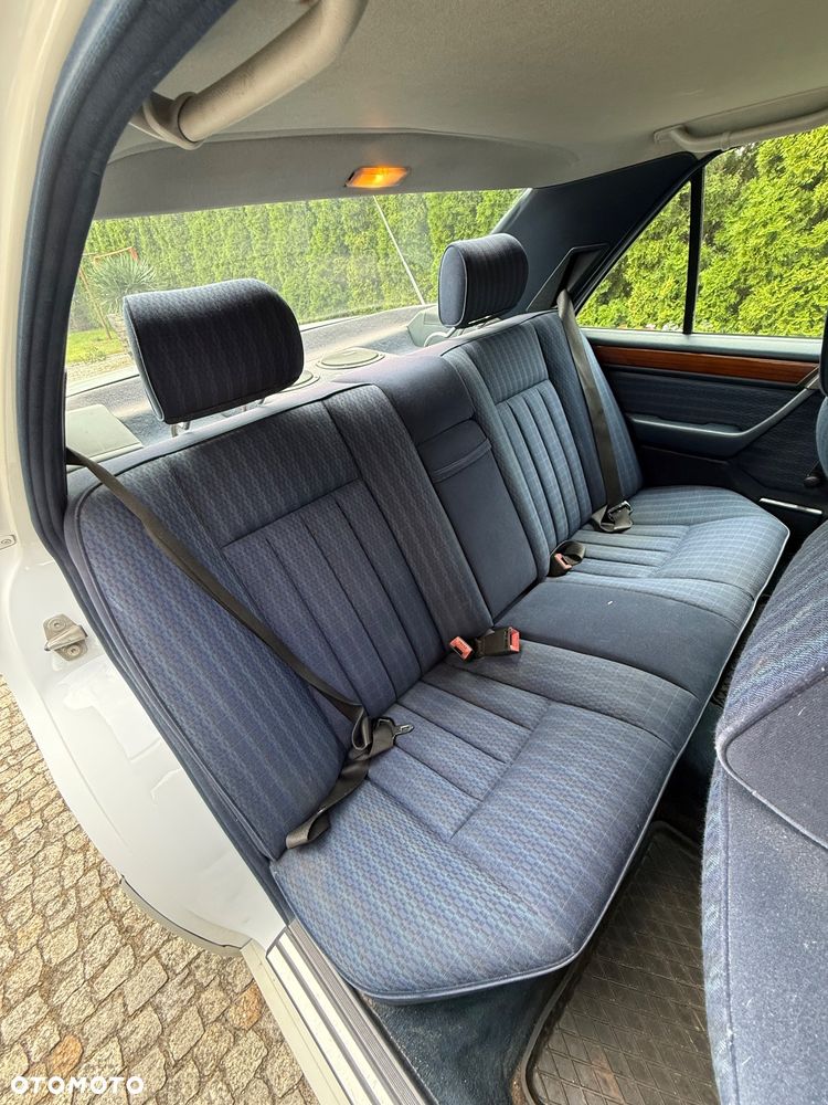 Mercedes-Benz W124 (1984-1993) - 7