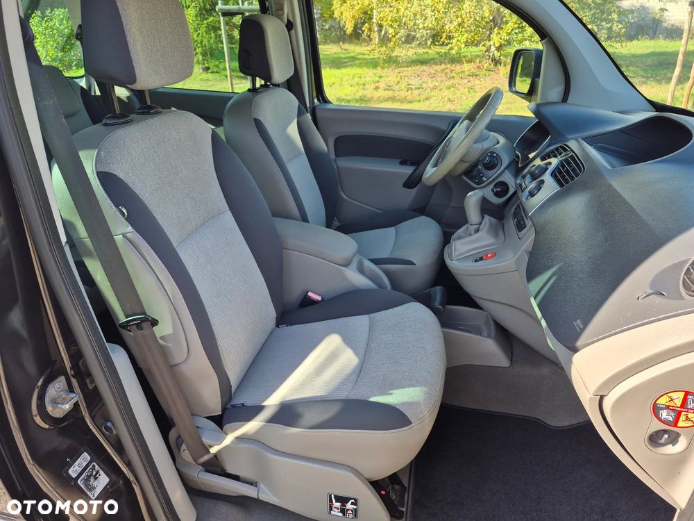 Renault Kangoo 1.6 16V 105 Luxe - 12