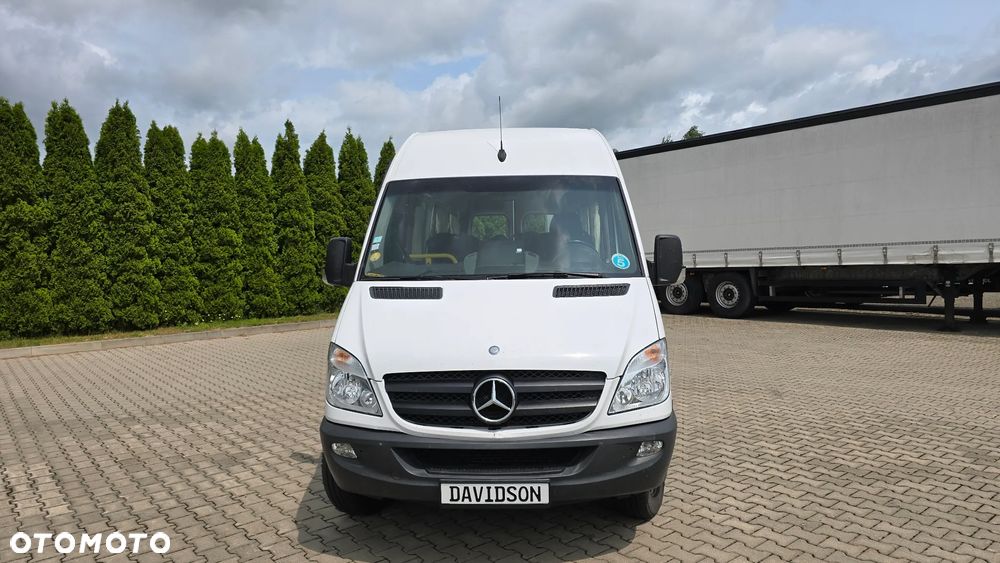 Mercedes-Benz SPRINTER 513 - 2