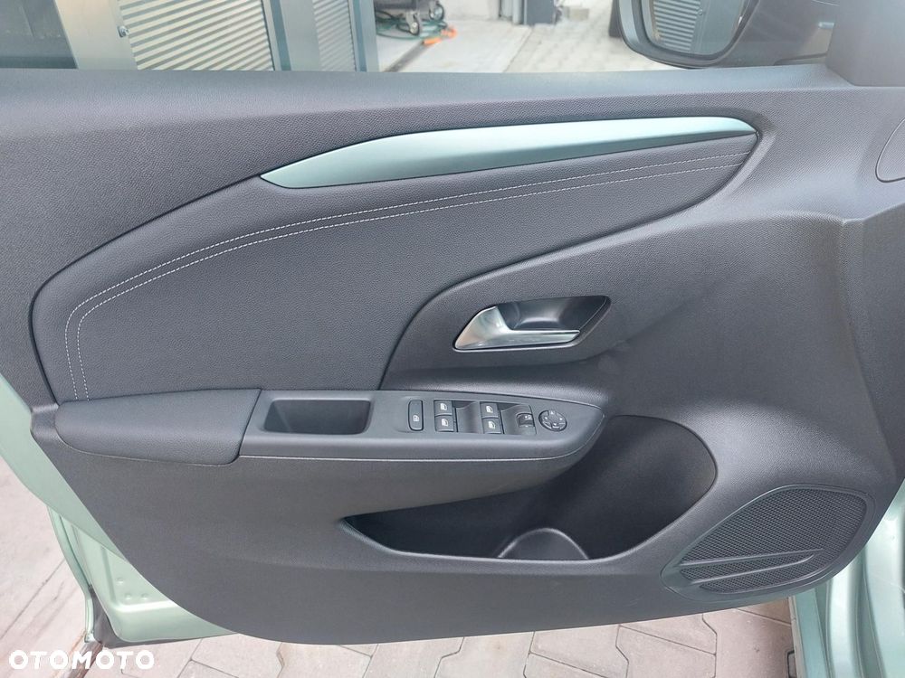 Opel Corsa 1.2 T mHEV Yes 2026 eDCT - 13