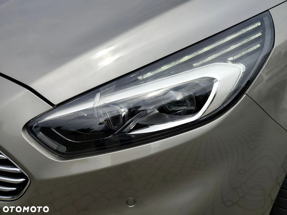 Ford S-Max 2.0 TDCi Titanium PowerShift - 36