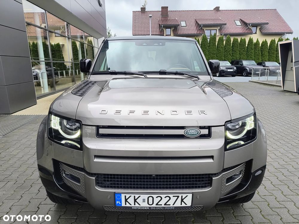Land Rover Defender - 10