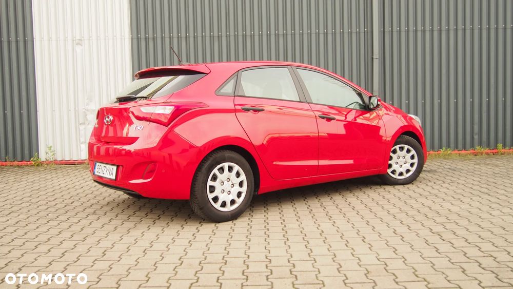Hyundai i30 1.4 Passion - 16