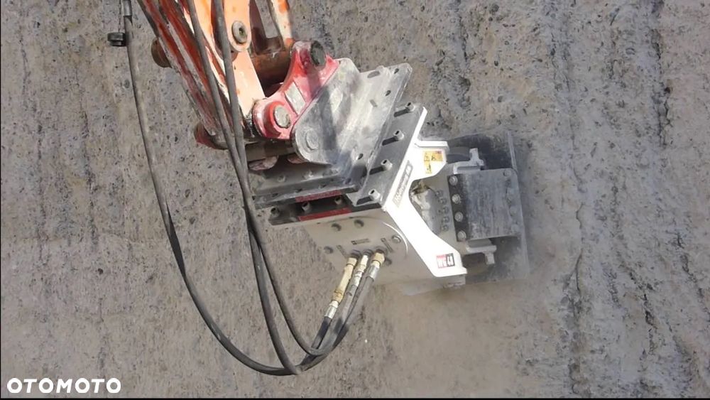 PROMOCJA Profiler do ścian SIMEX dla koparek o masie 6-12 ton DOSTĘPNY - 2