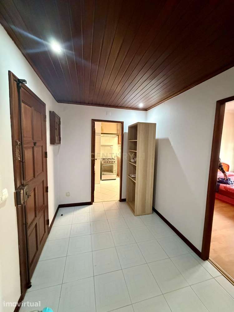 Apartamento T1 para Arrendamento em Monte Abraão, Sintra - Grande imagem: 2/13