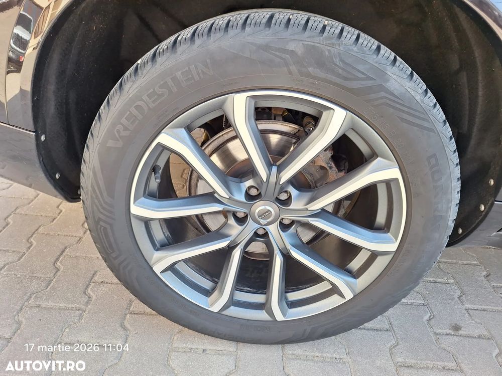 Volvo XC 90 D5 AWD Geartronic Inscription - 11
