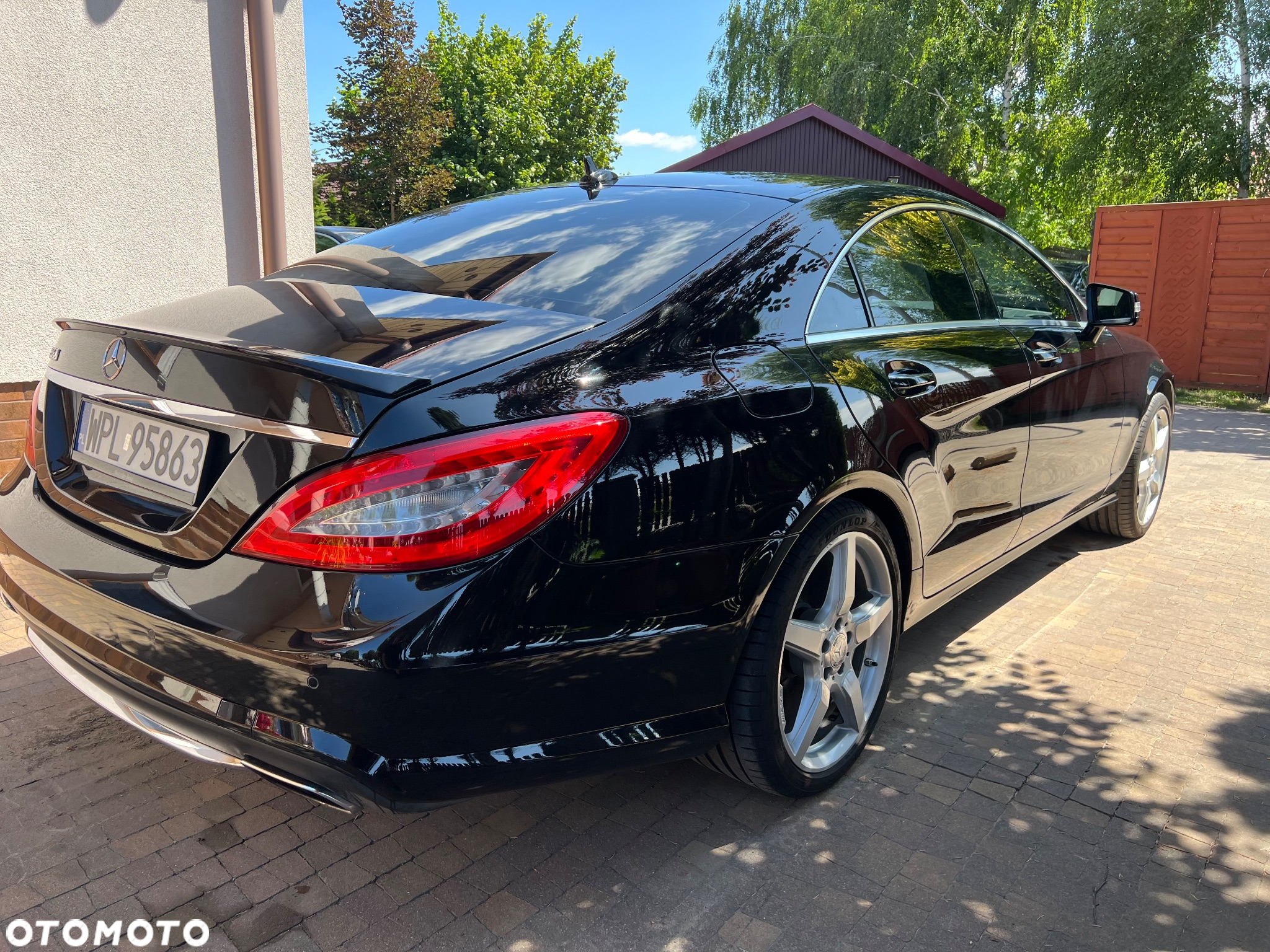 Mercedes-Benz CLS - 6
