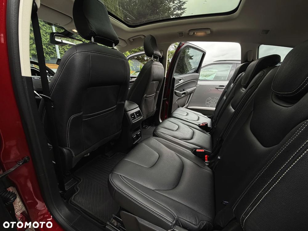 Ford S-Max 2.0 EcoBoost Titanium - 22