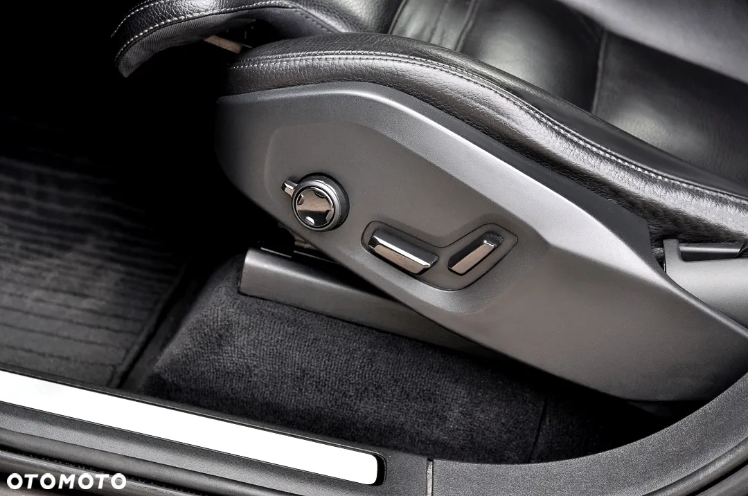 Volvo XC 90 D4 FWD Momentum 7os - 18