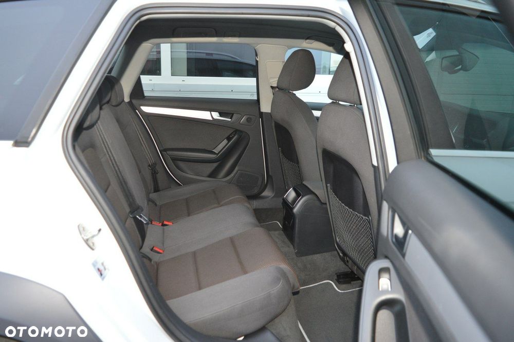 Audi A4 Allroad 2.0 TDI Quattro - 26