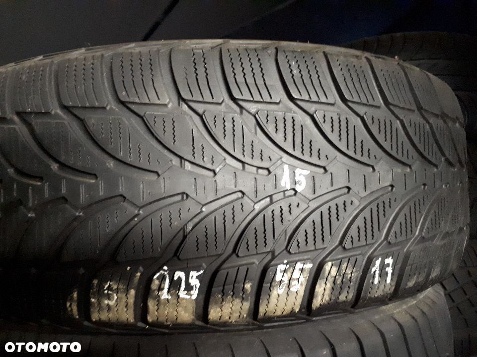 Bridgestone Blizak 225/55/17 nr 15 - 1