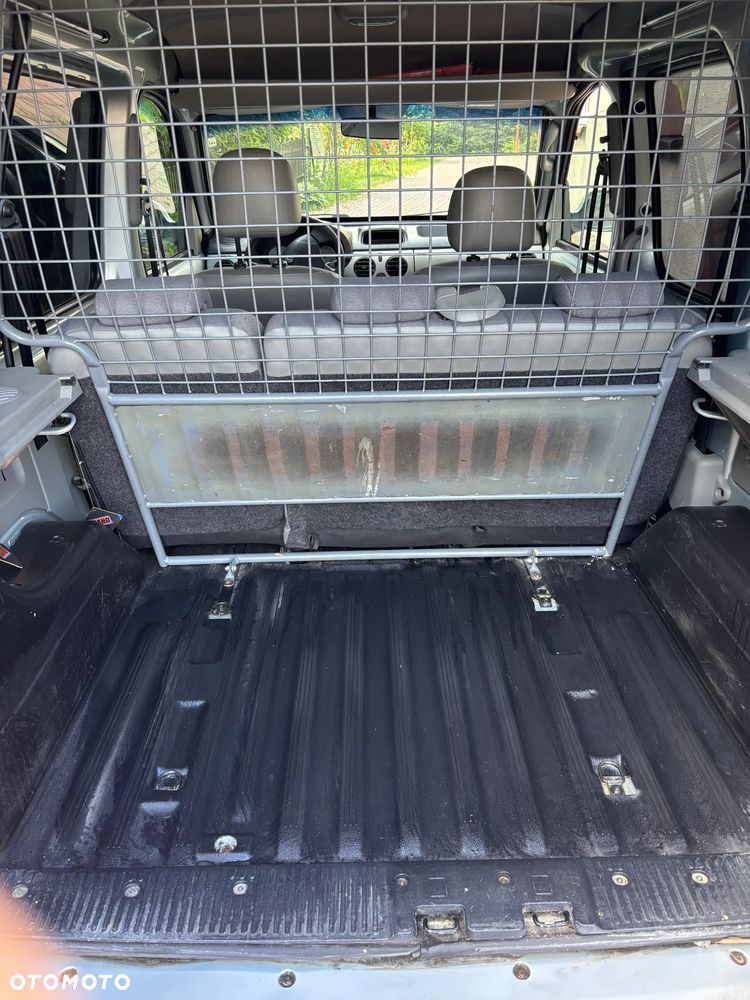 Renault Kangoo 1.2 16V Helios - 9