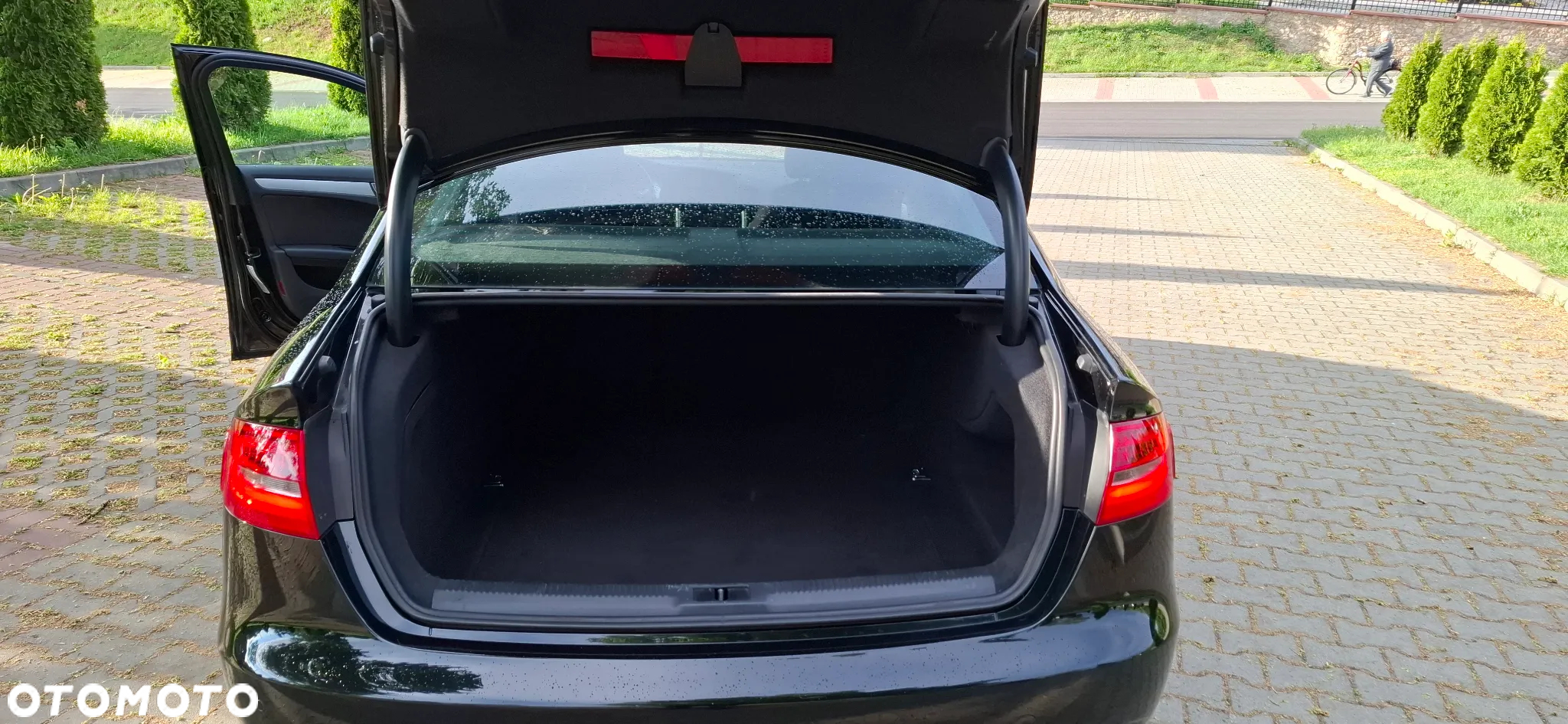 Audi A4 Avant 2.0 TDI DPF clean diesel Attraction - 16