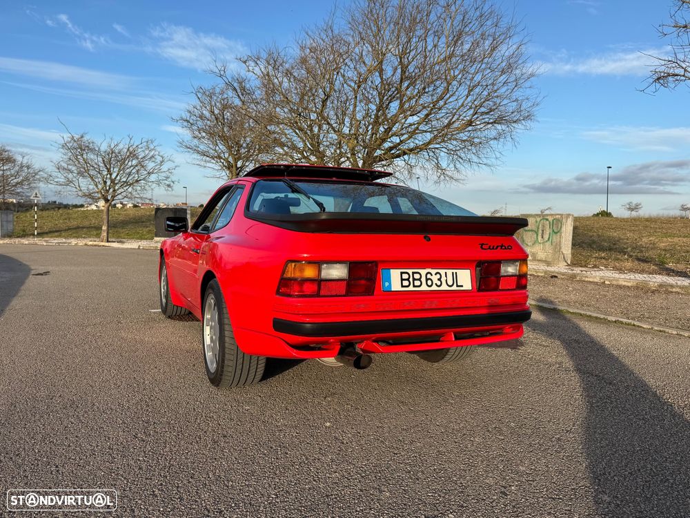 Porsche 944 Turbo S - 34