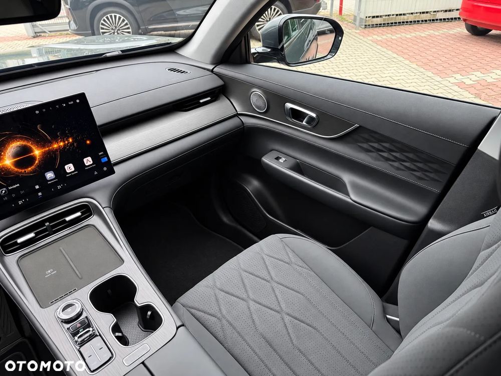 Chery Tiggo 8 1.5 T-GDI Super Hybrid Comfort DCT - 14