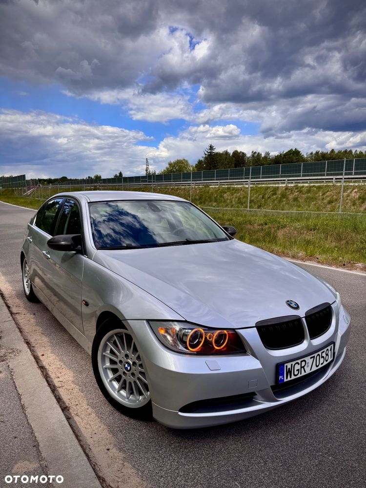 BMW Seria 3 - 1