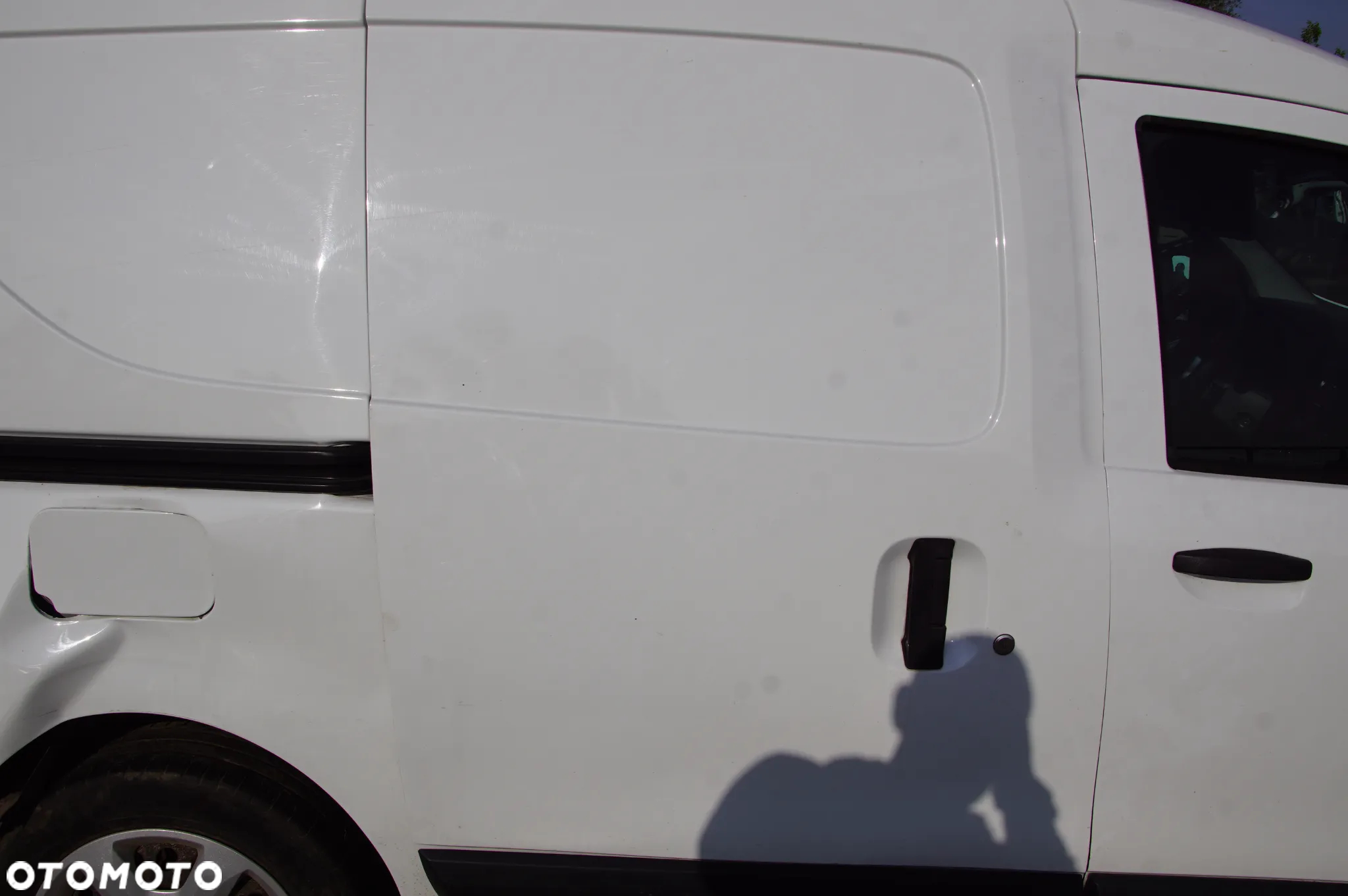 Auto na części - Dacia Dokker Lift 1.6 SCE 102 KM H4M740 JR5050 OV369 2017R Drzwi Lampy Lusterka Szyby Felgi - 8