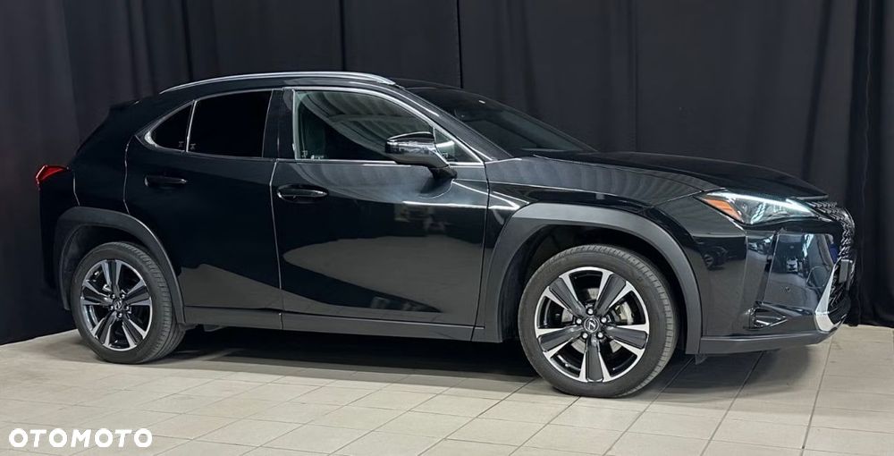 Lexus UX 250h Executive Line - 5