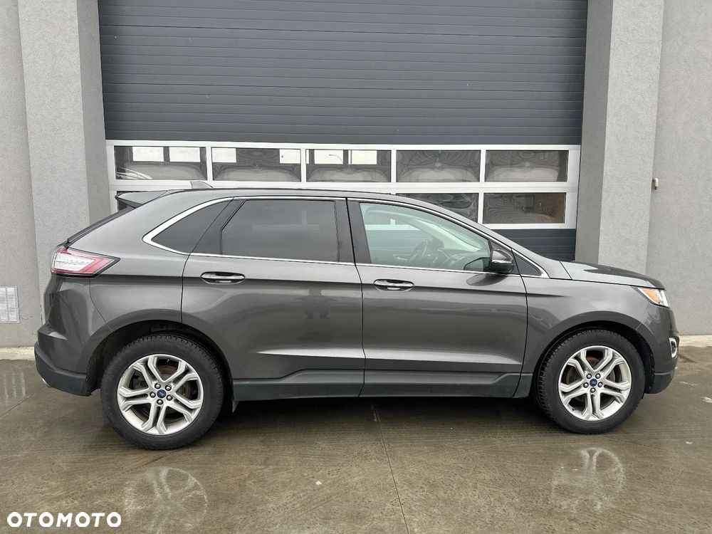 Ford Edge - 1