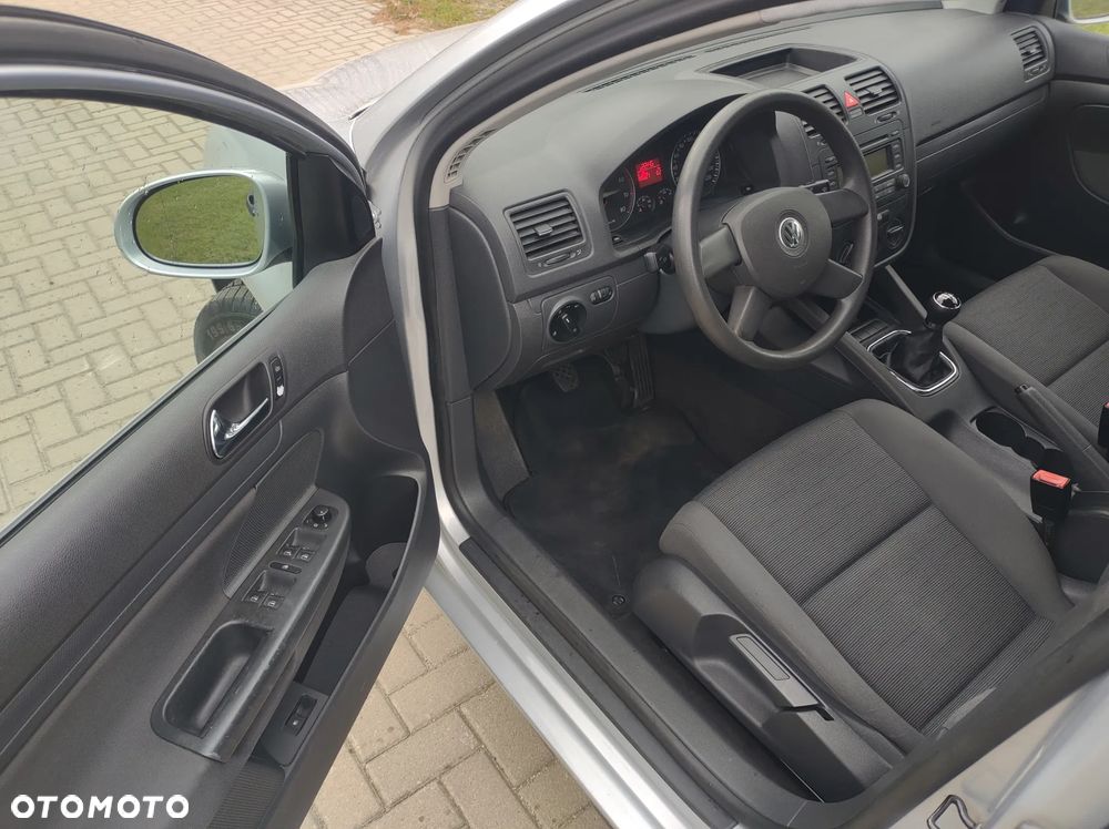 Volkswagen Golf - 14