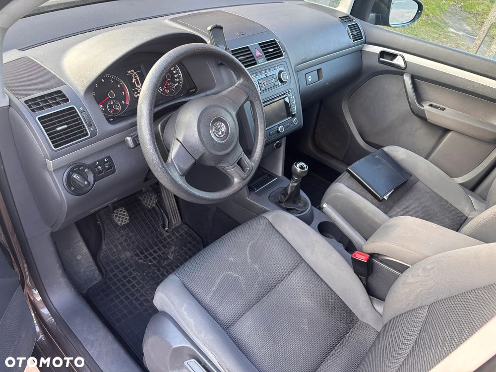 Volkswagen Touran 1.4 TSI MATCH - 10