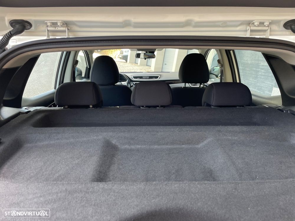 Nissan Qashqai 1.6 dCi Acenta Xtronic - 10