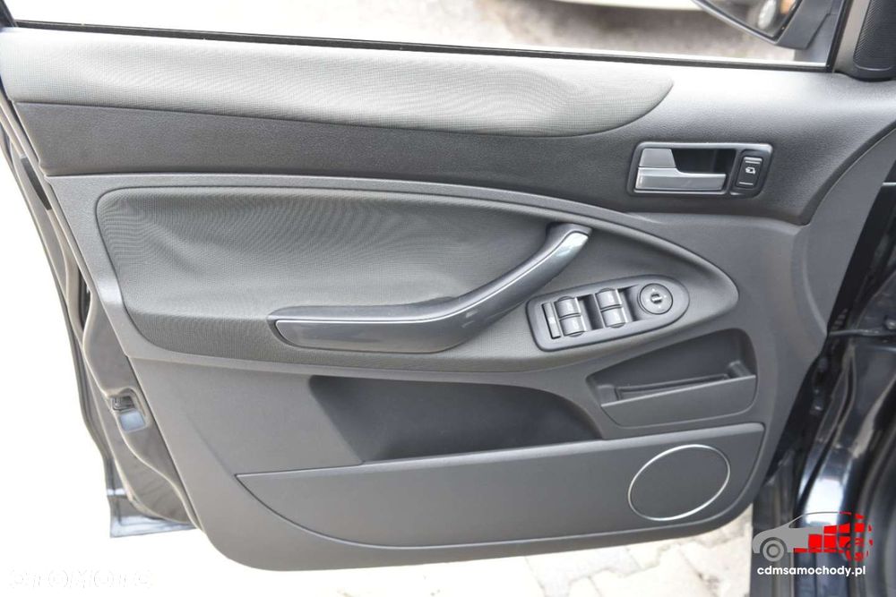 Ford Kuga - 15