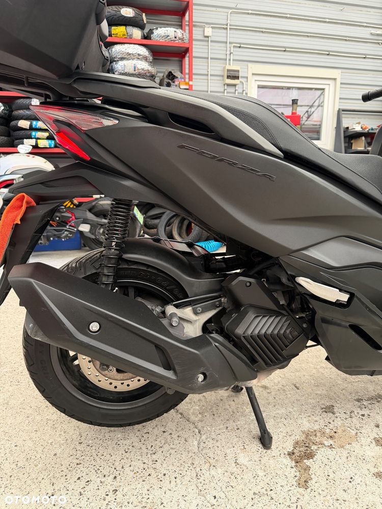 Honda NSS - 16