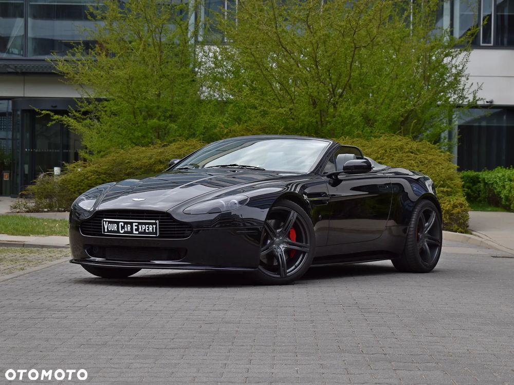 Aston Martin V8 Vantage - 3