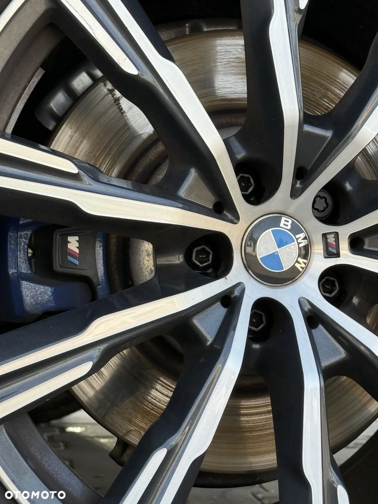 BMW X5 xDrive40d mHEV - 16