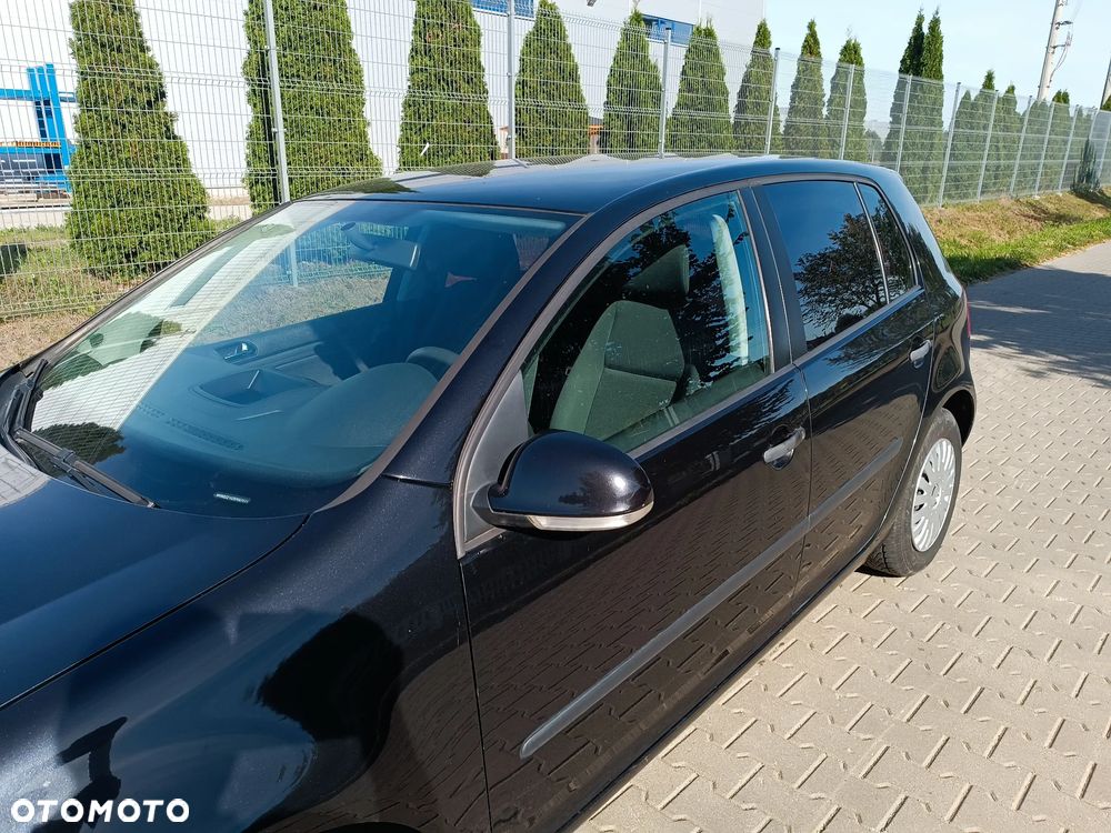 Volkswagen Golf - 22