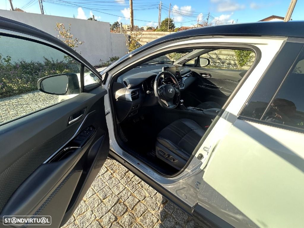 Toyota C-HR 2.0 Hybrid GR Sport - 11