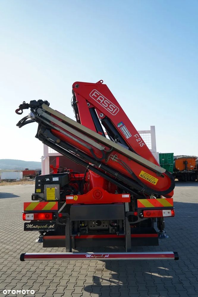 Renault C 430 / 6x4 / SKRZYNIOWY 7,2 M + HDS FASSI F215A / WYSÓW 10 M / STEROWANIE RADIOWE / WIDŁY / ROTATOR - 17