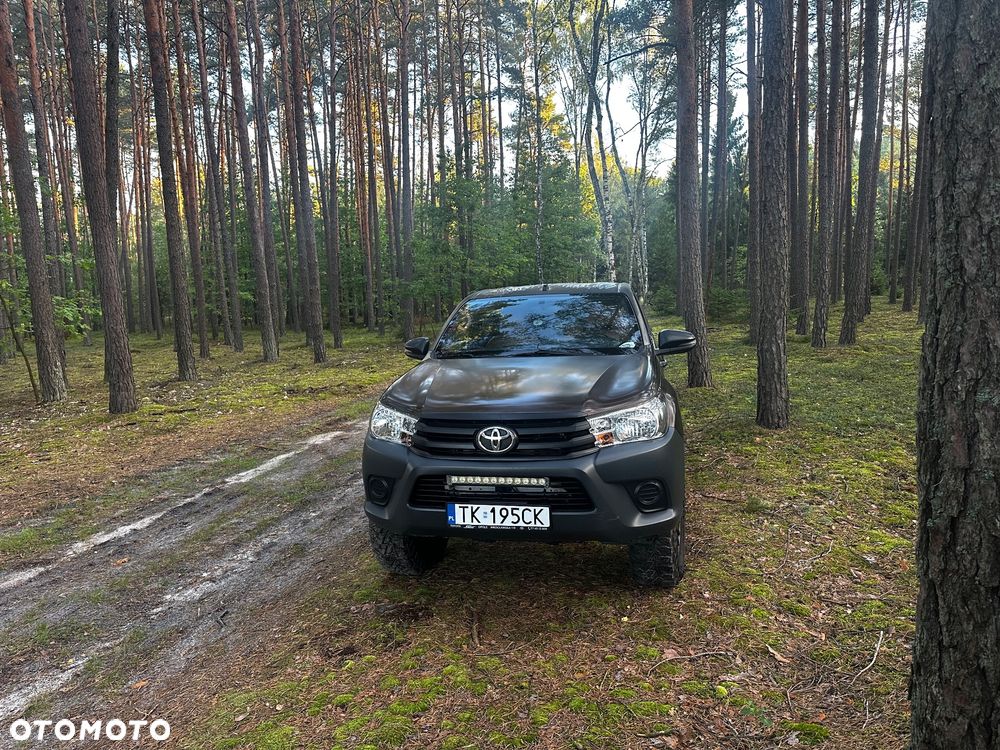 Toyota Hilux 2.4 D-4D Double Cab DLX 4x4 - 6