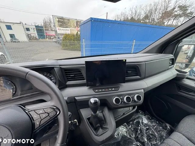 Nissan Interstar - 9