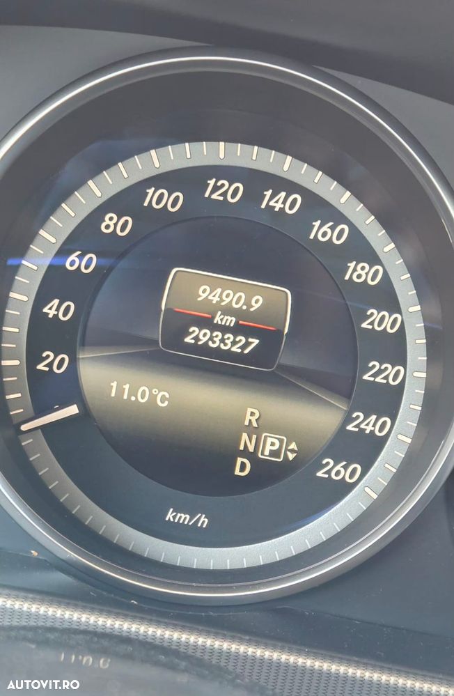 Mercedes-Benz E 300 BLUETEC 7G-TRONIC Avantgarde - 6