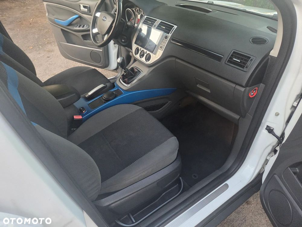 Ford Kuga 2.5 Trend - 39
