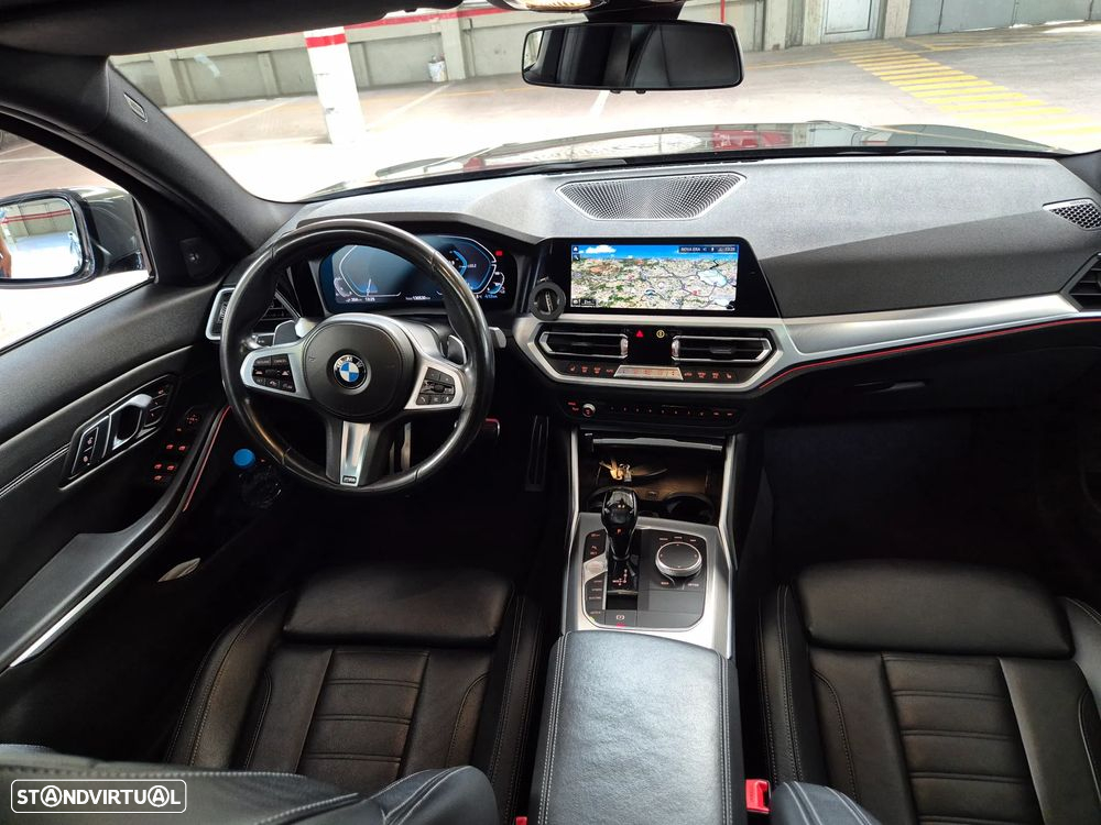BMW 330 e Pack Desportivo M Pro Auto - 19