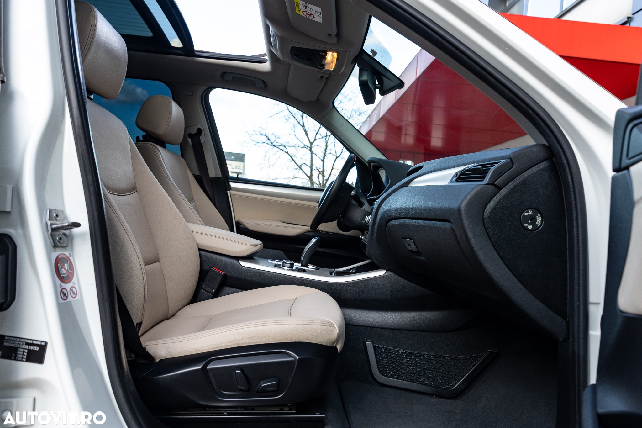 BMW X3 xDrive20d AT Luxury Line - 32