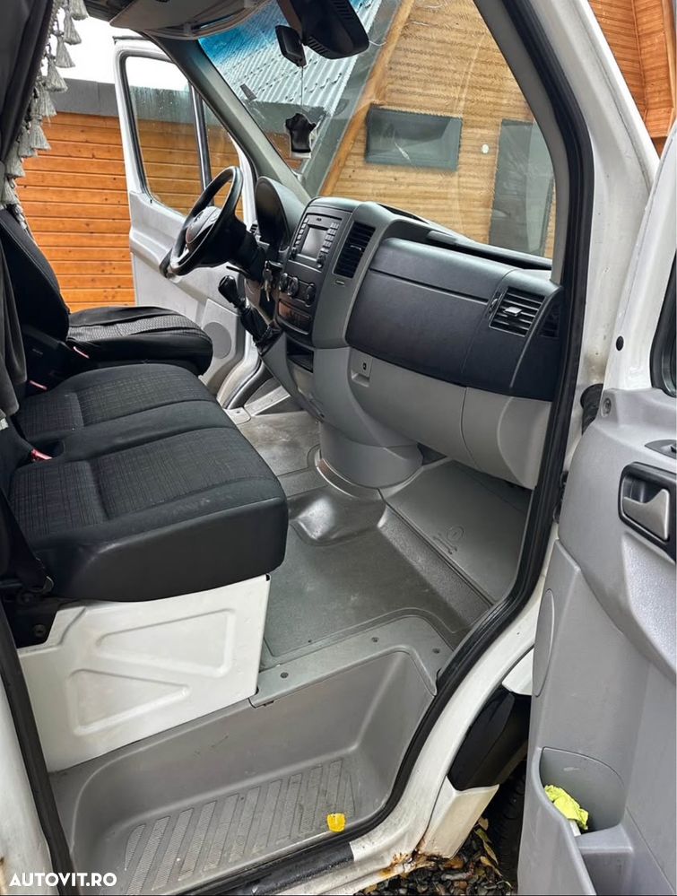 Mercedes-Benz Sprinter - 5