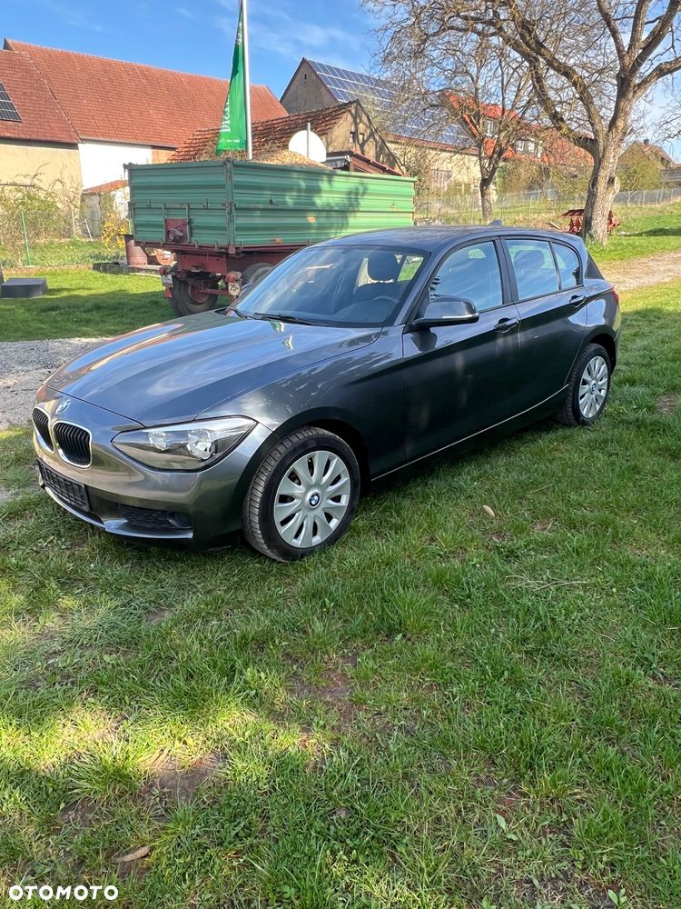 BMW Seria 1 114i - 1
