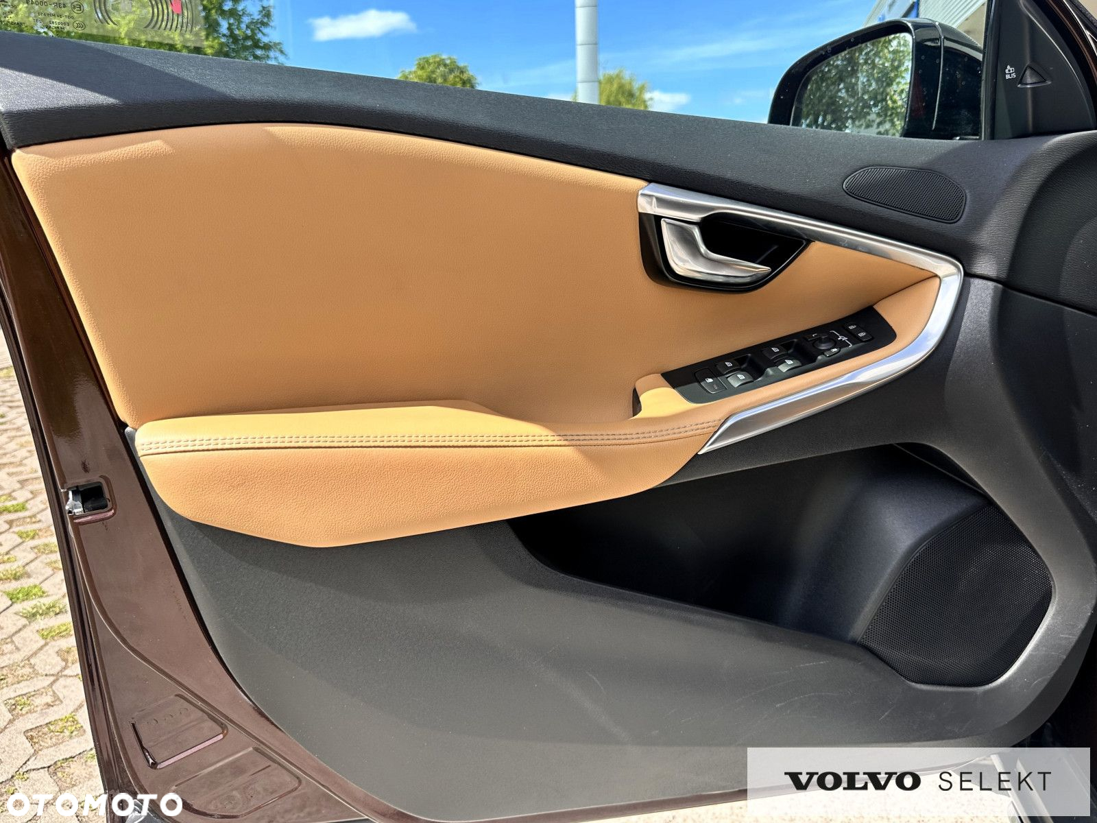 Volvo V40 - 16