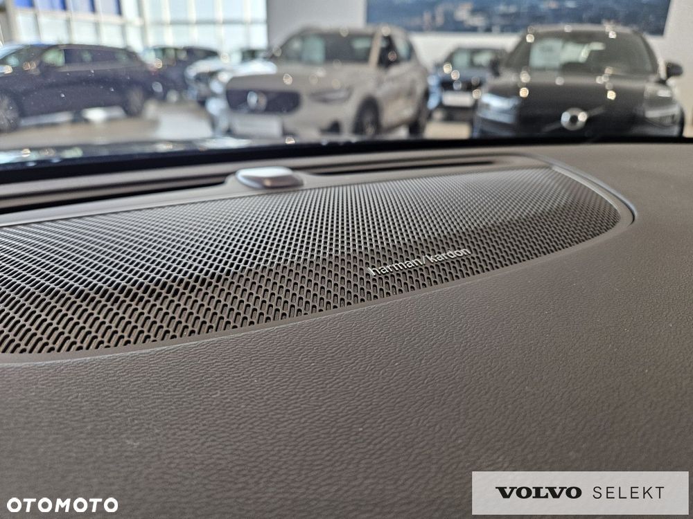 Volvo V60 Cross Country - 20