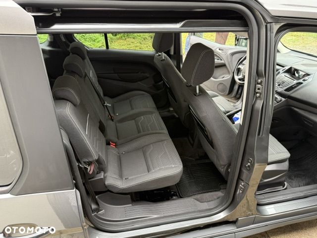Ford Tourneo Connect Grand - 12