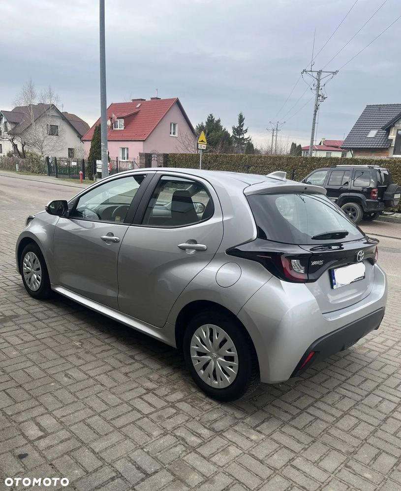 Toyota Yaris 1.0 Comfort - 4