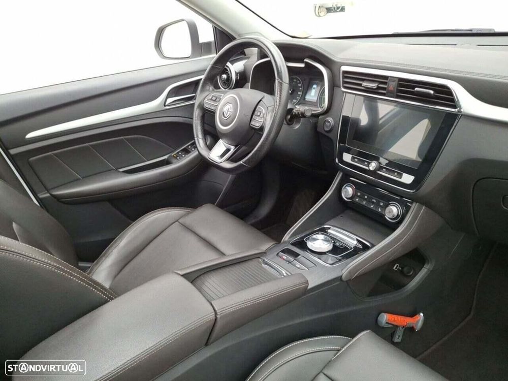 MG ZS EV 44.5 kWh Luxury - 3